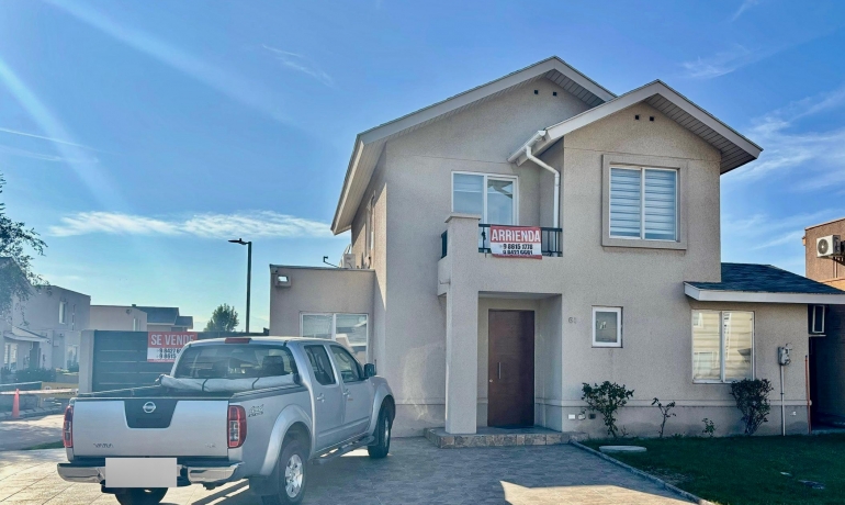 Arrienda Casa en Padre Hurtado-Laguna del Sol