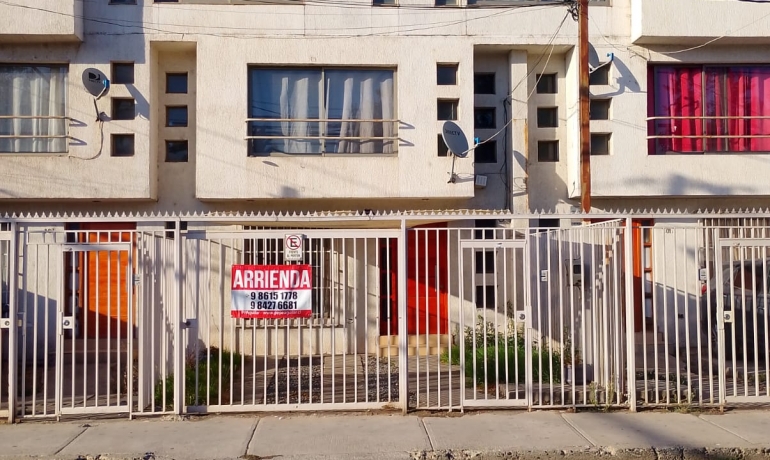 Arrienda Depto. Duplex Ugalde, Melipilla